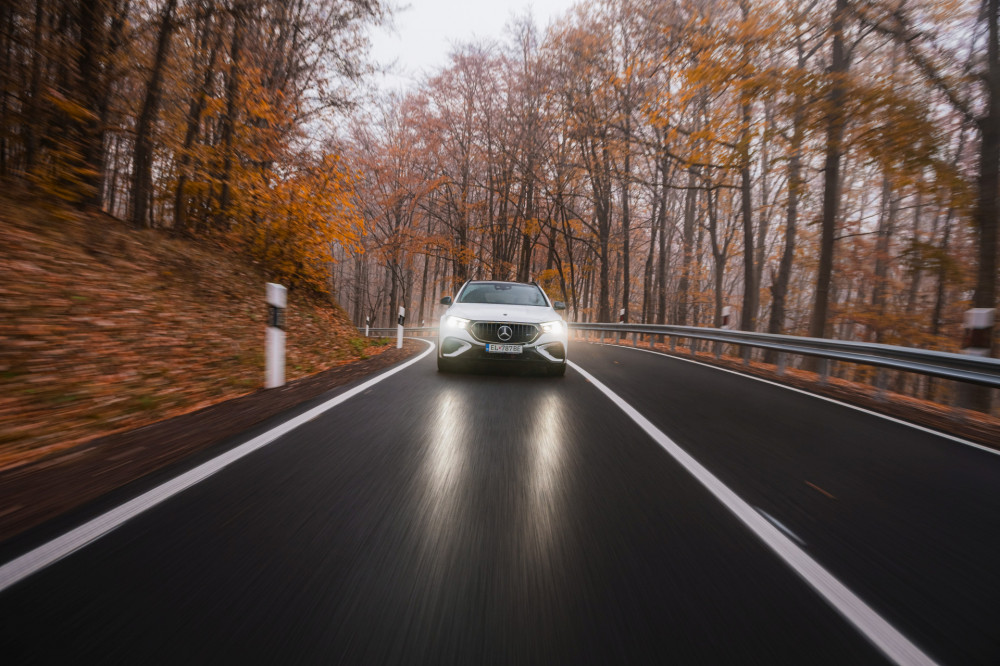 Mercedes-AMG E 53 HYBRID 4MATIC+